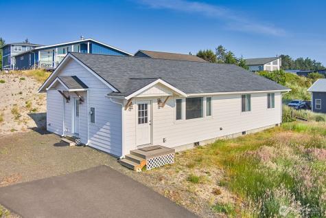31810 I Street Ocean Park WA 98640