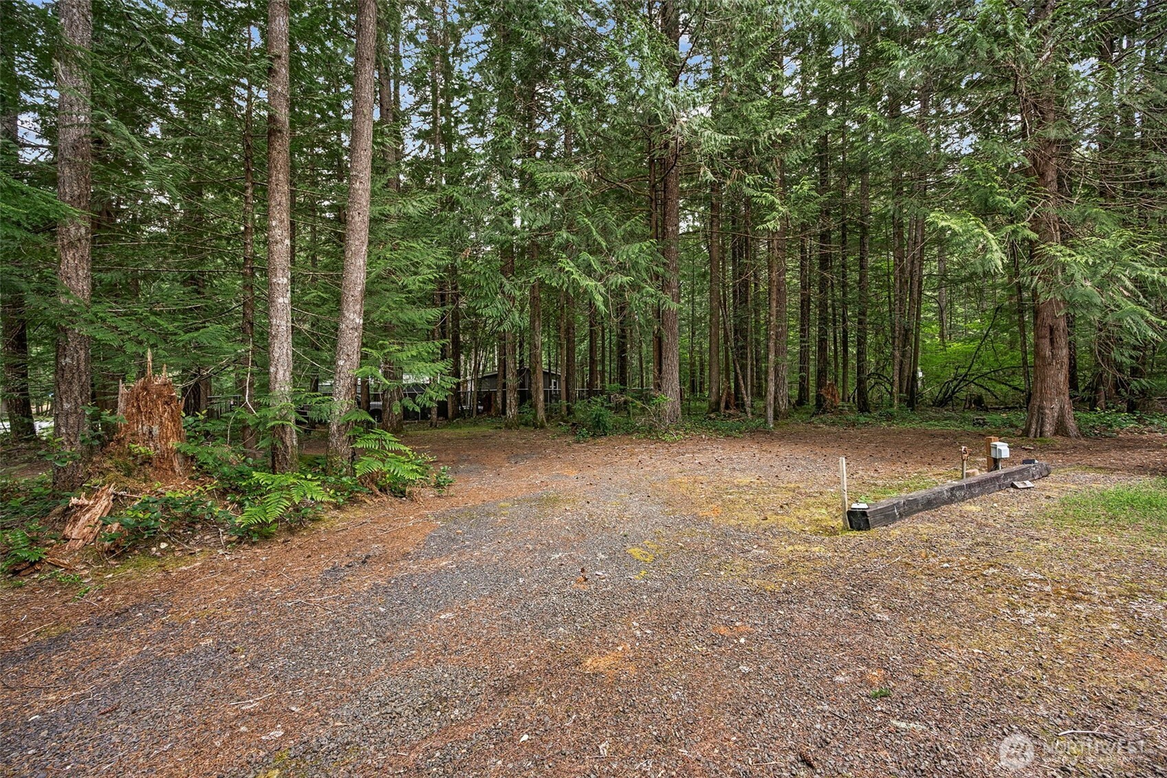 10 N Duckabush Drive W Hoodsport WA 98548