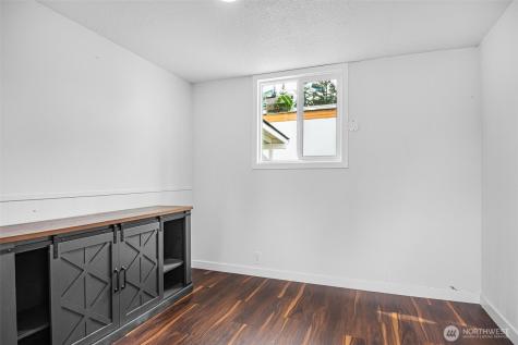 23708 Locust Way Bothell WA 98021