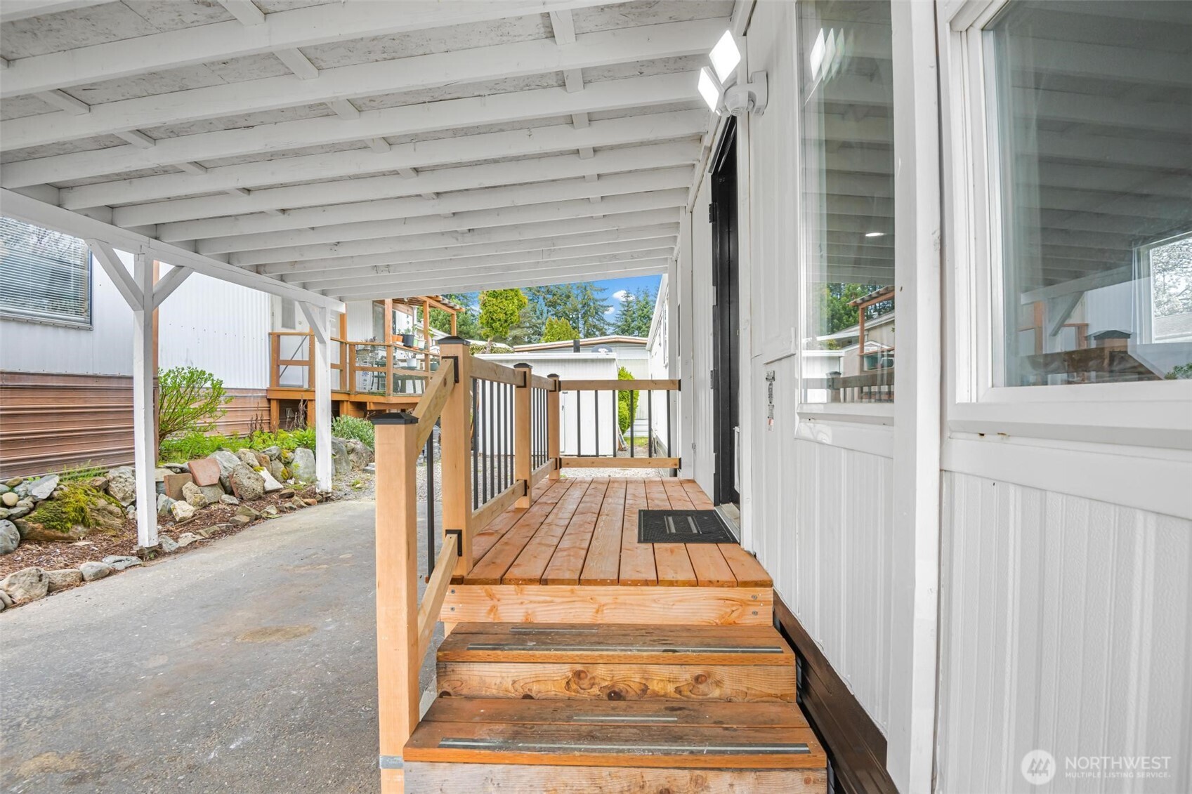 23708 Locust Way Bothell WA 98021