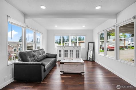 23708 Locust Way Bothell WA 98021