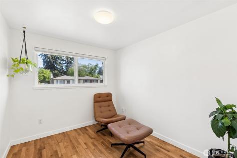 17035 128th Avenue SE Renton WA 98058