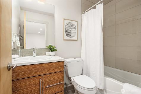 7349 California Avenue SW Seattle WA 98136