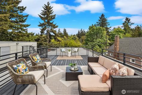 7349 California Avenue SW Seattle WA 98136