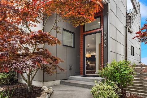 7349 California Avenue SW Seattle WA 98136