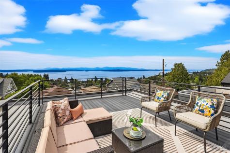 7349 California Avenue SW Seattle WA 98136
