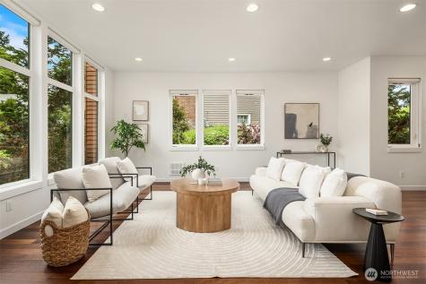 7349 California Avenue SW Seattle WA 98136