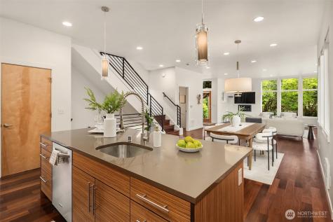7349 California Avenue SW Seattle WA 98136