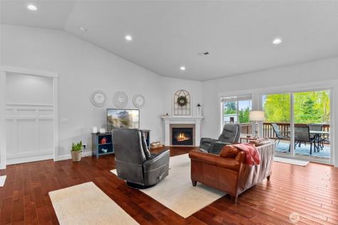 10411 32nd Street E Edgewood WA 98372