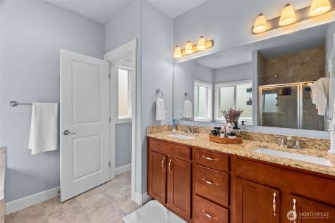 10411 32nd Street E Edgewood WA 98372