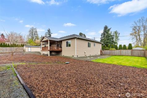 10411 32nd Street E Edgewood WA 98372