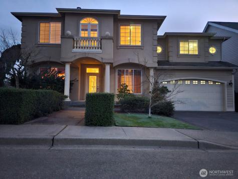 1725 8th Renton WA 98057