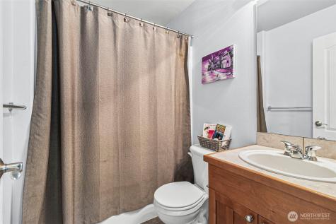 403 207th Avenue E Auburn WA 98391