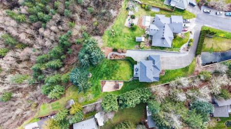 403 207th Avenue E Auburn WA 98391