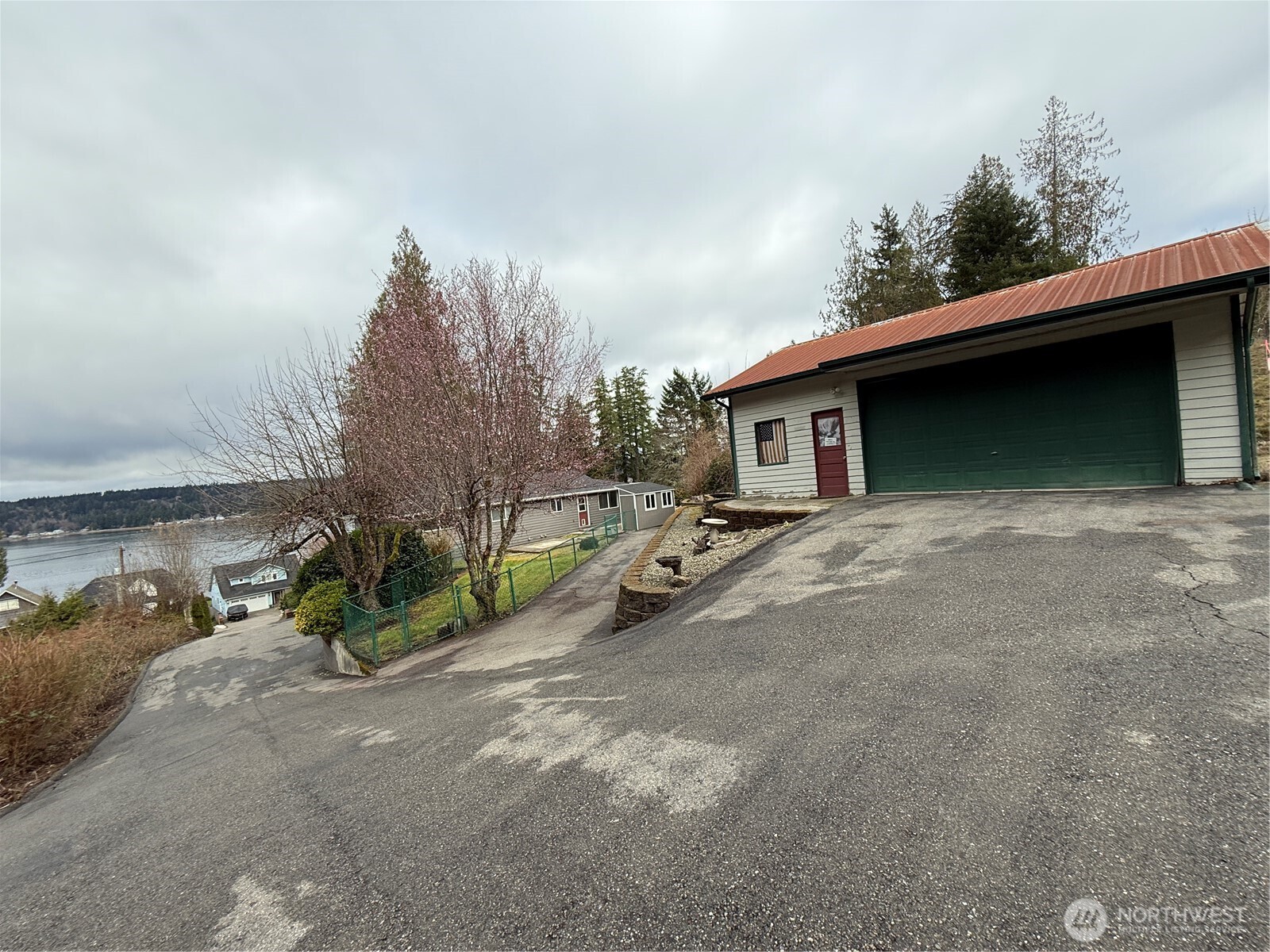 18220 E State Route 106 Belfair WA 98528
