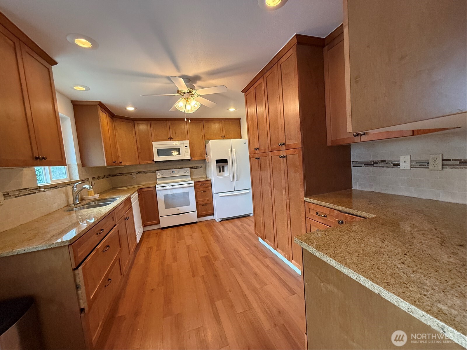 18220 E State Route 106 Belfair WA 98528