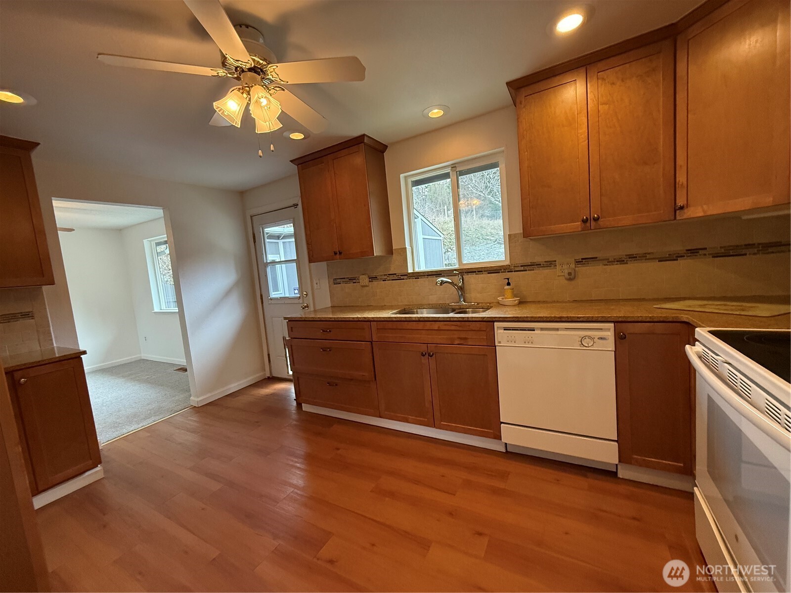 18220 E State Route 106 Belfair WA 98528