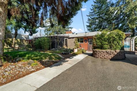 1116 S Woodlawn Street Tacoma WA 98465