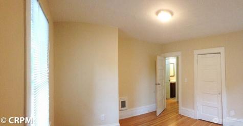 5211 19th Avenue NE Seattle WA 98105