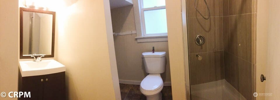 5211 19th Avenue NE Seattle WA 98105