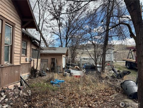 404 2nd Avenue N Okanogan WA 98840