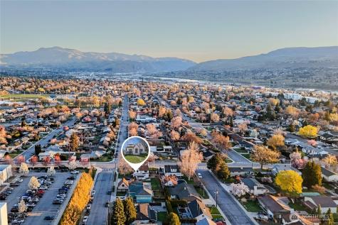 841 Red Apple Road Wenatchee WA 98801