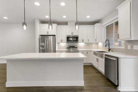 13421 Admiralty Way Lynnwood WA 98087