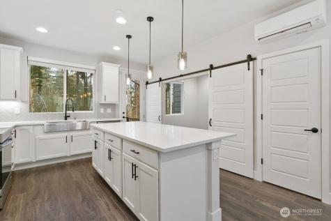 13421 Admiralty Way Lynnwood WA 98087