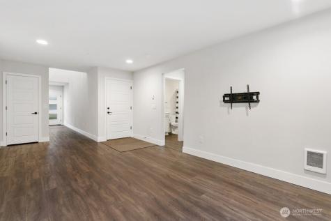 13421 Admiralty Way Lynnwood WA 98087