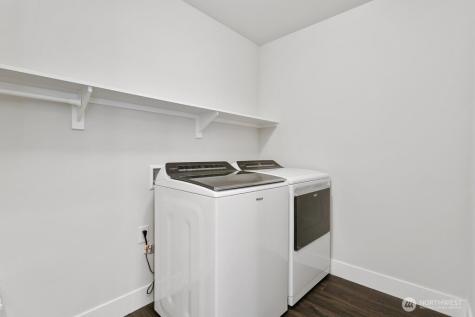 13421 Admiralty Way Lynnwood WA 98087