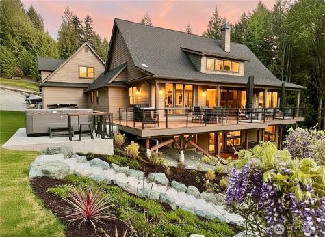 17345 Olympic Place Mount Vernon WA 98274