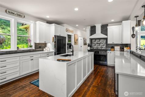 17345 Olympic Place Mount Vernon WA 98274