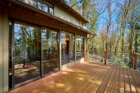 15028 245th Avenue SE Issaquah WA 98027