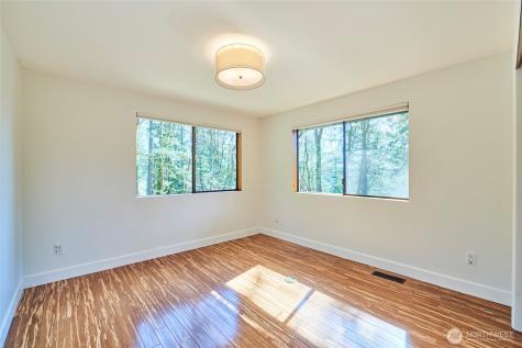 15028 245th Avenue SE Issaquah WA 98027