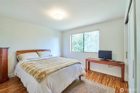 15028 245th Avenue SE Issaquah WA 98027