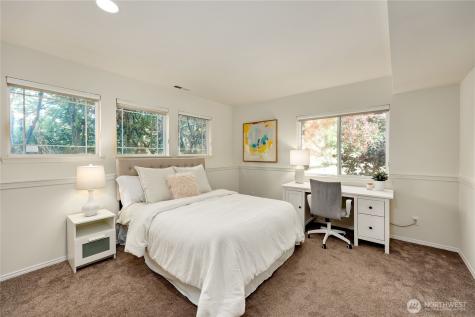 9418 NE Tidal Court Bainbridge Island WA 98110