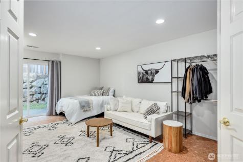 9418 NE Tidal Court Bainbridge Island WA 98110