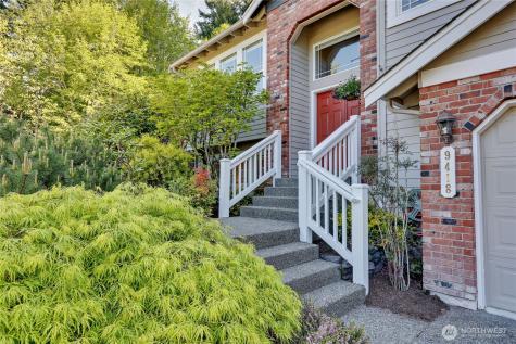9418 NE Tidal Court Bainbridge Island WA 98110