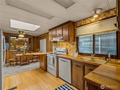 2500 S 370th Street Federal Way WA 98003