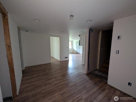 6906 55th Avenue S Seattle WA 98118