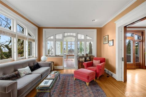 2844 Cascadia Avenue S Seattle WA 98144