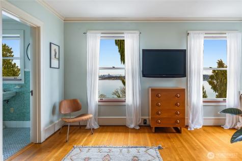 2844 Cascadia Avenue S Seattle WA 98144