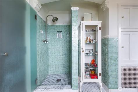 2844 Cascadia Avenue S Seattle WA 98144
