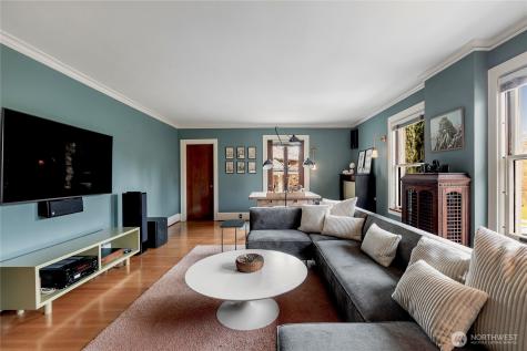 2844 Cascadia Avenue S Seattle WA 98144