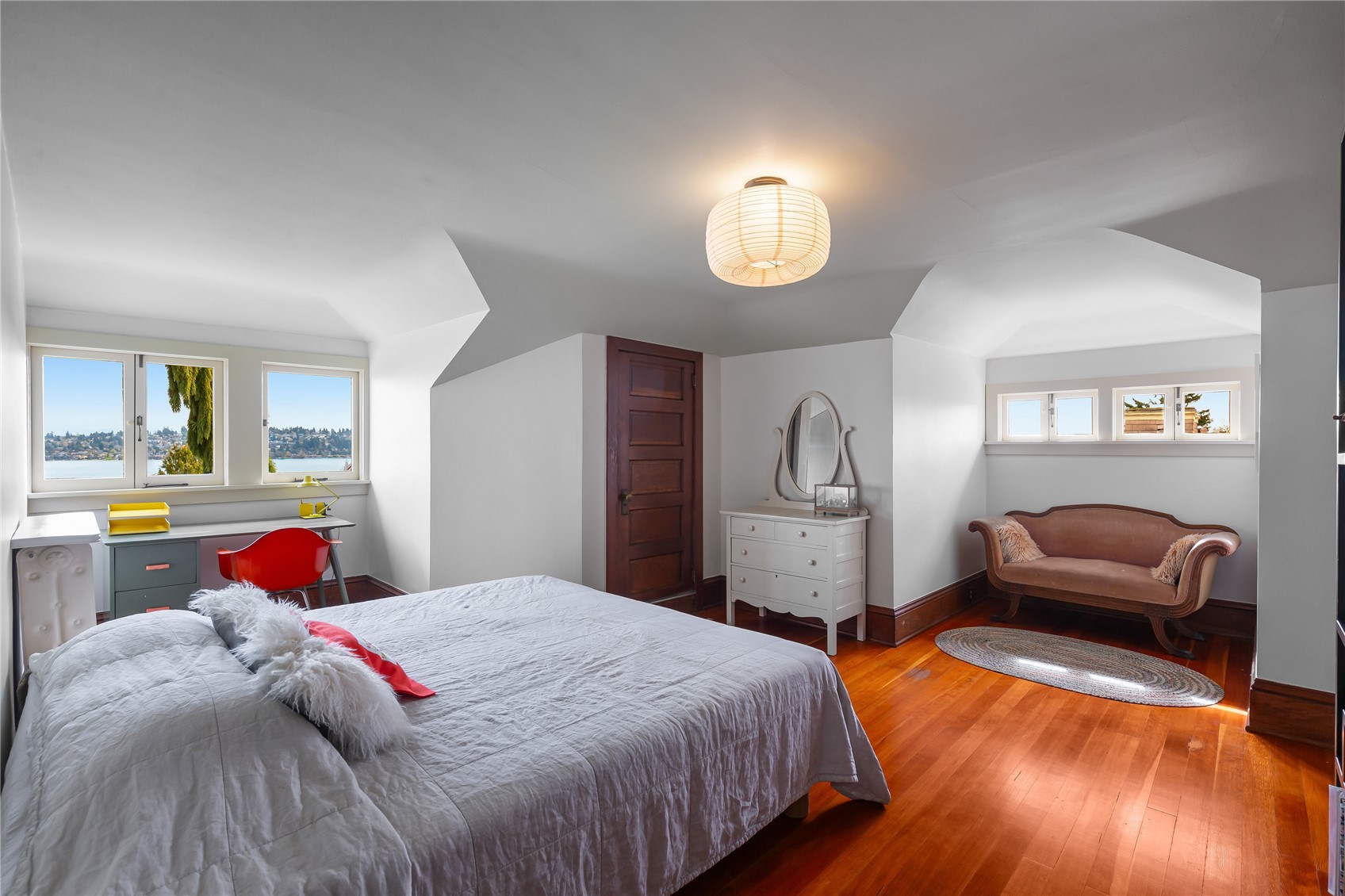 2844 Cascadia Avenue S Seattle WA 98144