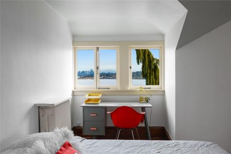 2844 Cascadia Avenue S Seattle WA 98144