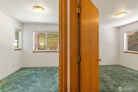17976 Entiat River Road Entiat WA 98822