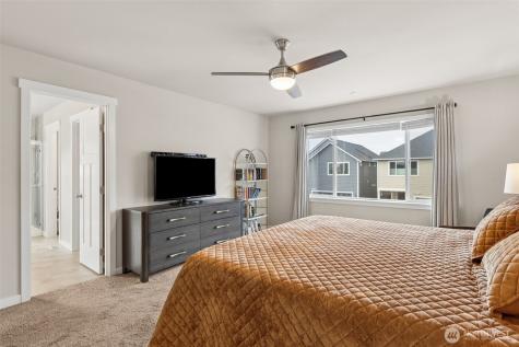 9128 127th Street Court E Puyallup WA 98373