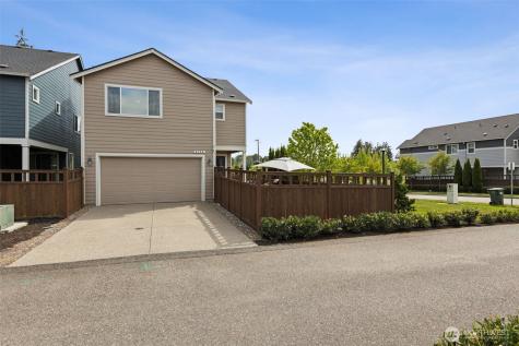 9128 127th Street Court E Puyallup WA 98373
