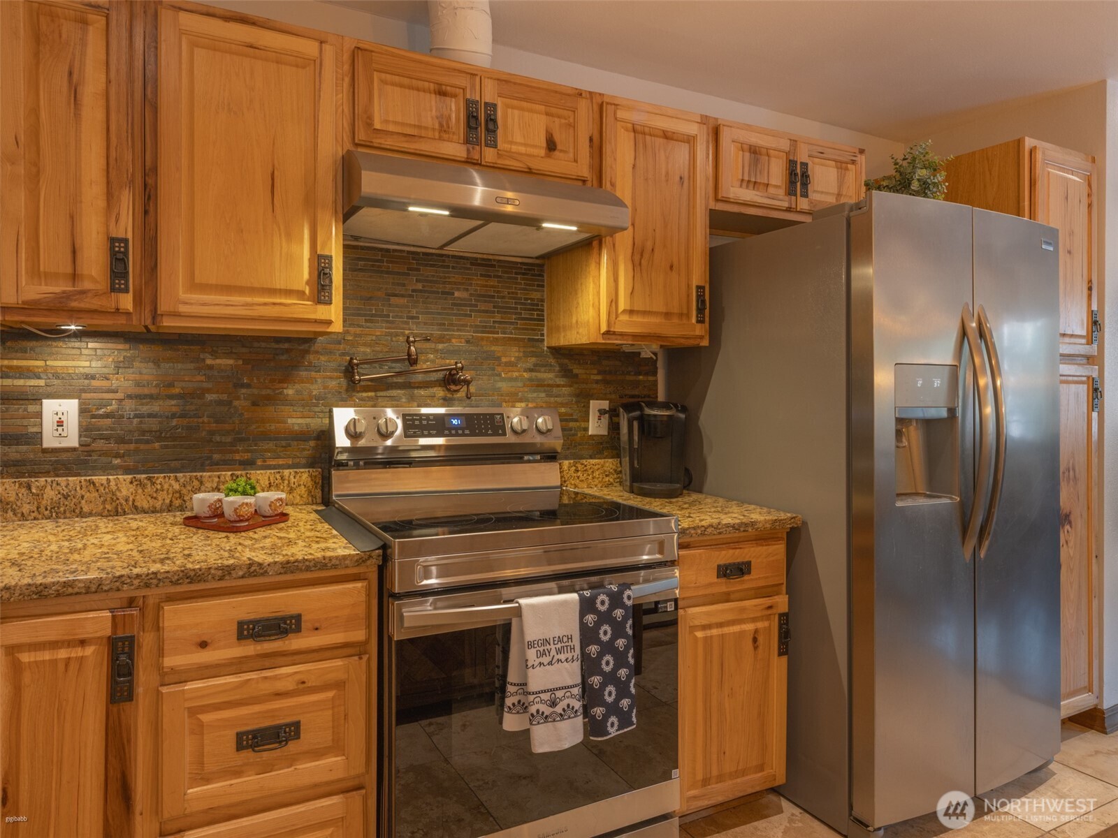 5440 E Grapeview Loop Road Allyn WA 98524